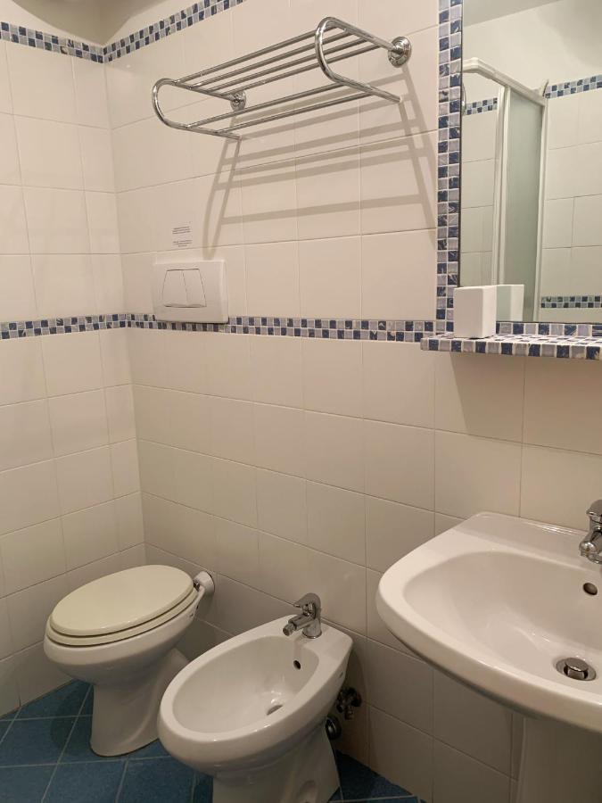 Massignano Chiaraluce Country House מראה חיצוני תמונה